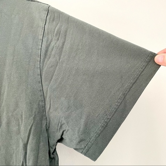 🎯3/$10 Old Navy Blue Mt. Lake NY Green Grey Tee L - Picture 5 of 6